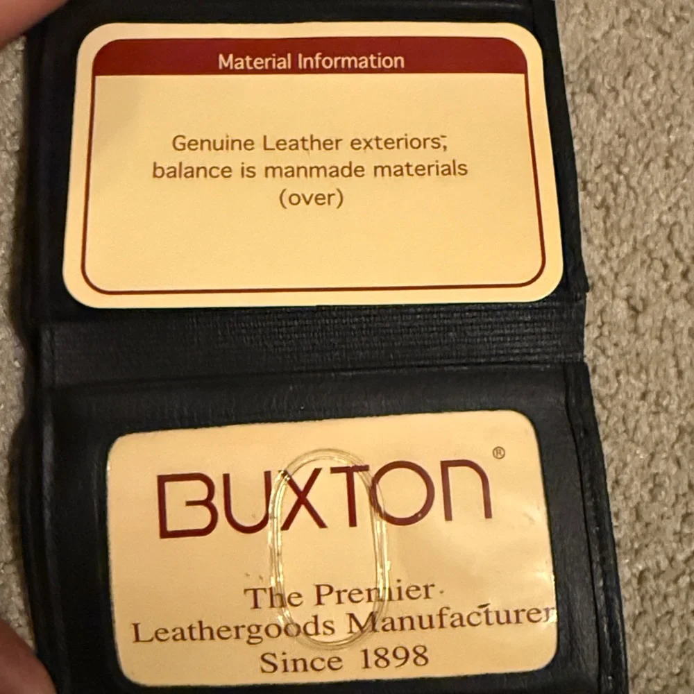 NWT Buxton Genuine Leather Compact Wallet Black Vintage?